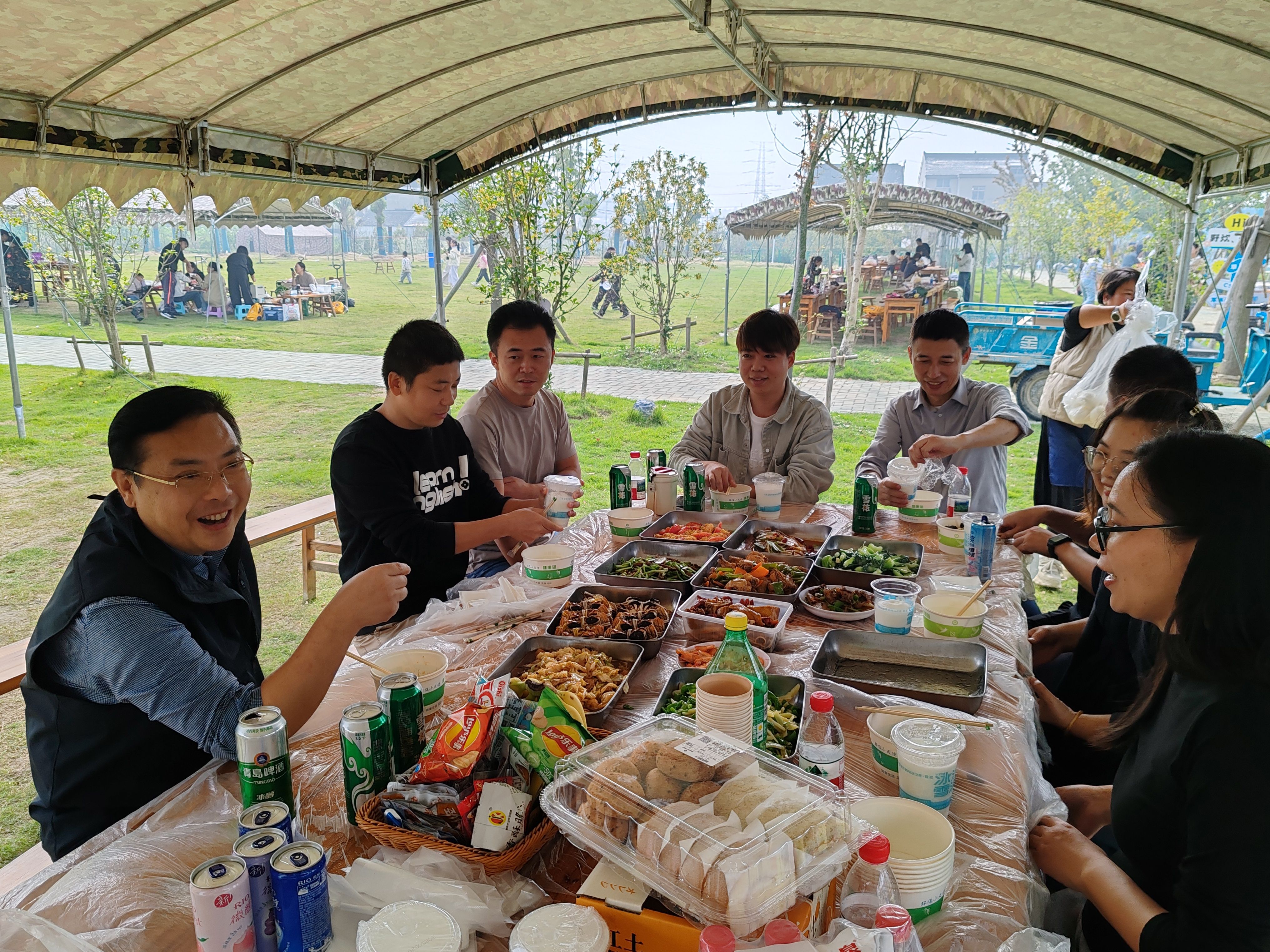 通錦精密2025年金秋迎新戶外團建圓滿舉行 通錦精密2025年金秋迎新戶外團建圓滿舉行